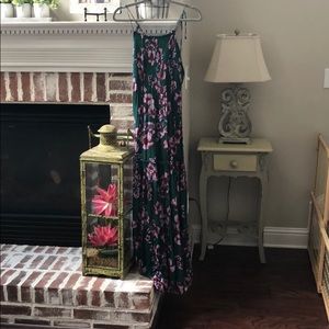 Free people maxi dress. Fits XS-M